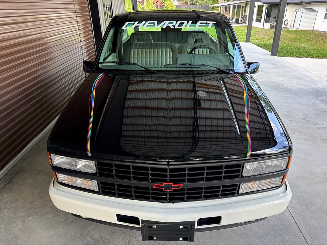 5k-Mile 1993 Chevrolet Silverado 1500 Pace Truck