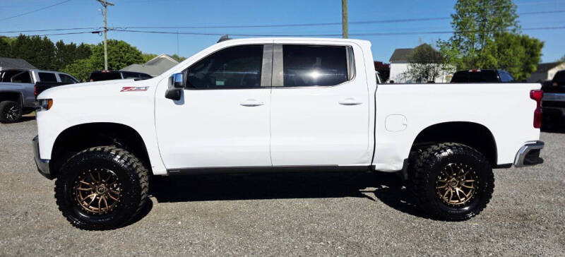 2021 Chevrolet Silverado 1500 LT - 2