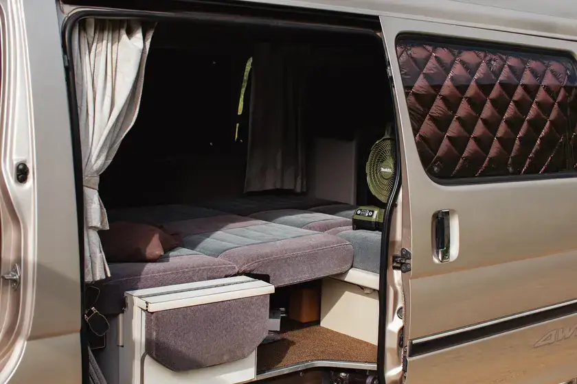1994 Toyota Hiace Grand Cabin