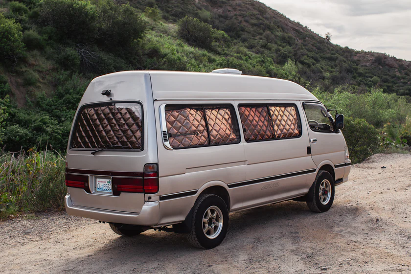 1994 Toyota Hiace Grand Cabin - 3