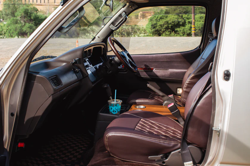 1994 Toyota Hiace Grand Cabin - 5