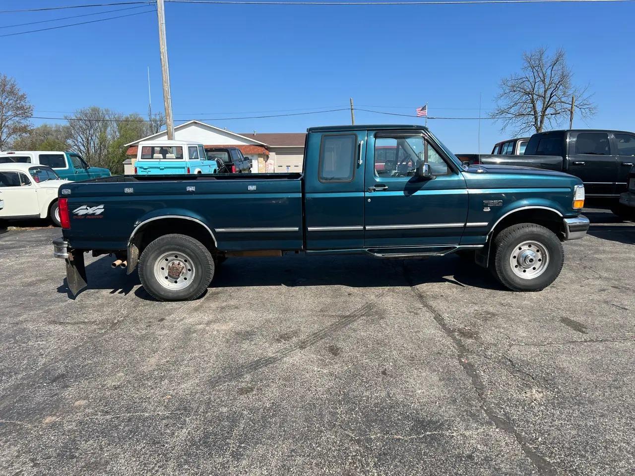 1997 Ford F-250 XLT - 3