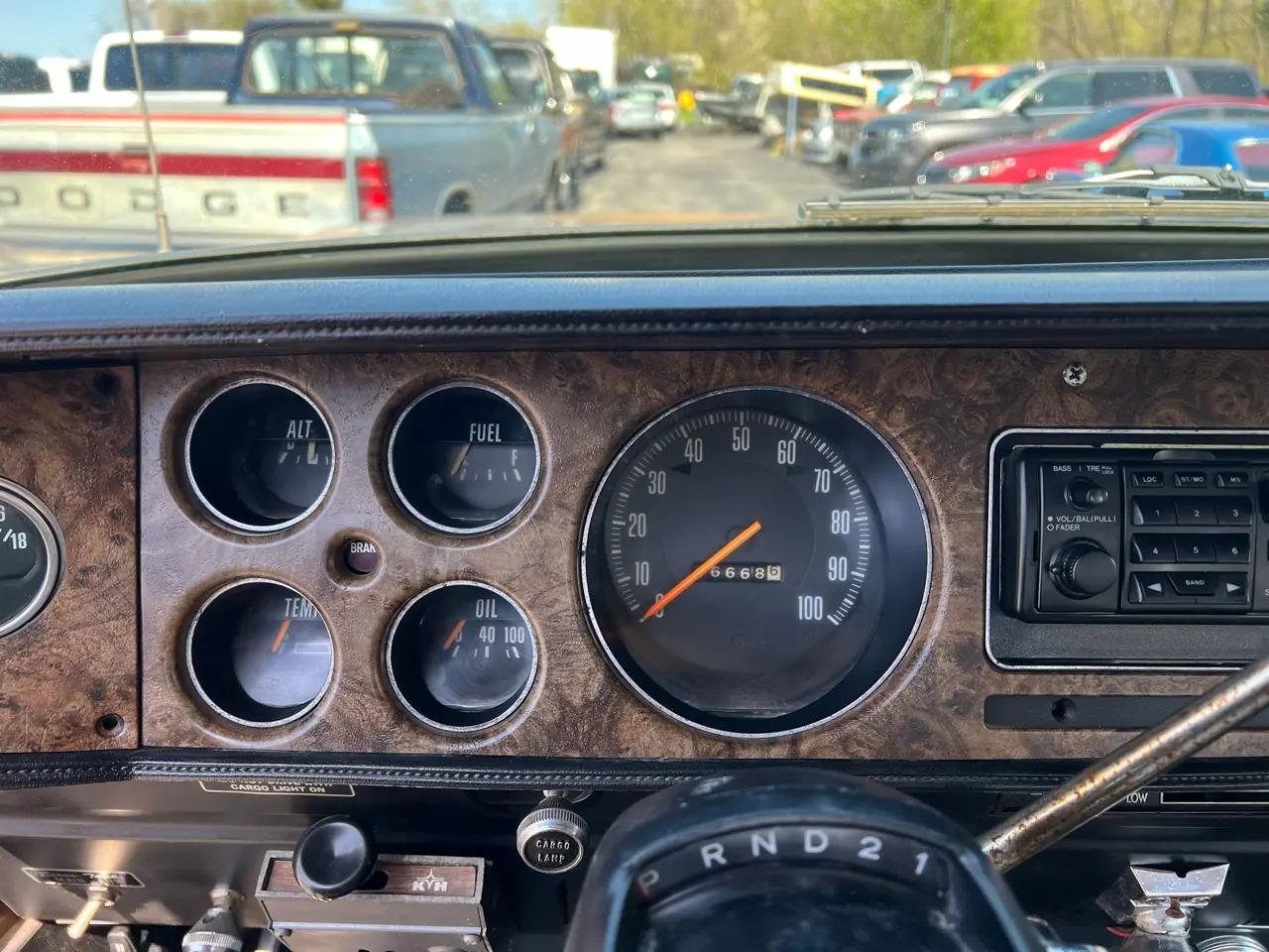 1976 Dodge W200 Club Cab Adventurer