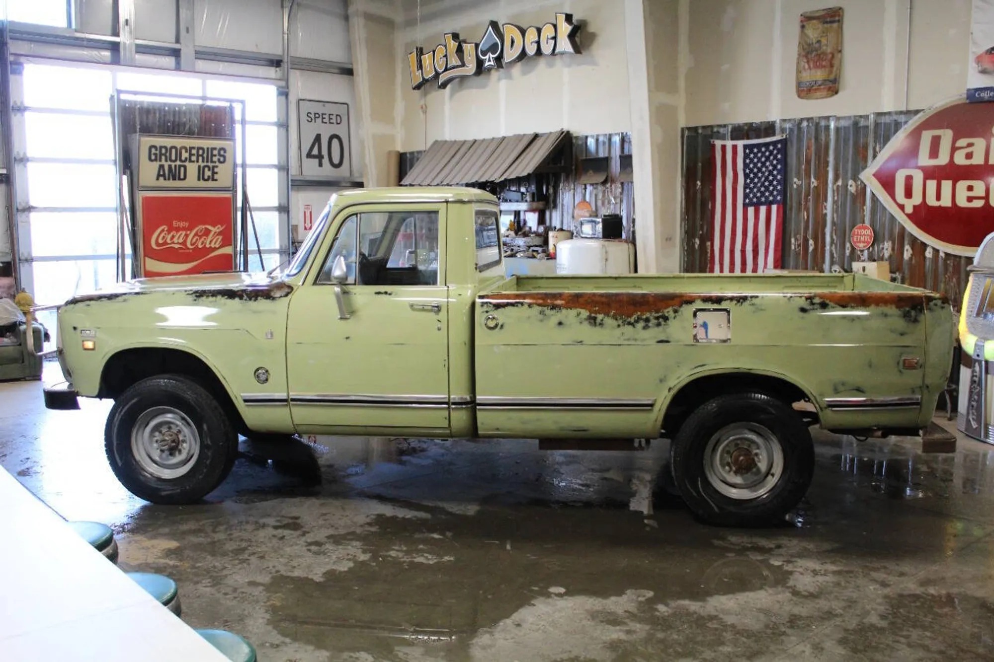 1974 International D200 - 2