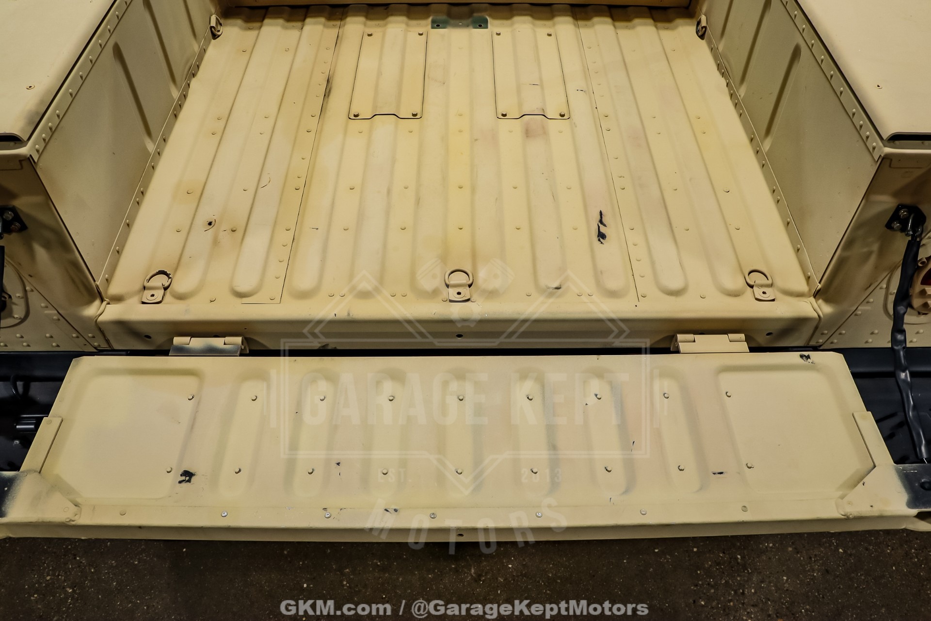 2009 AM General M1165A1