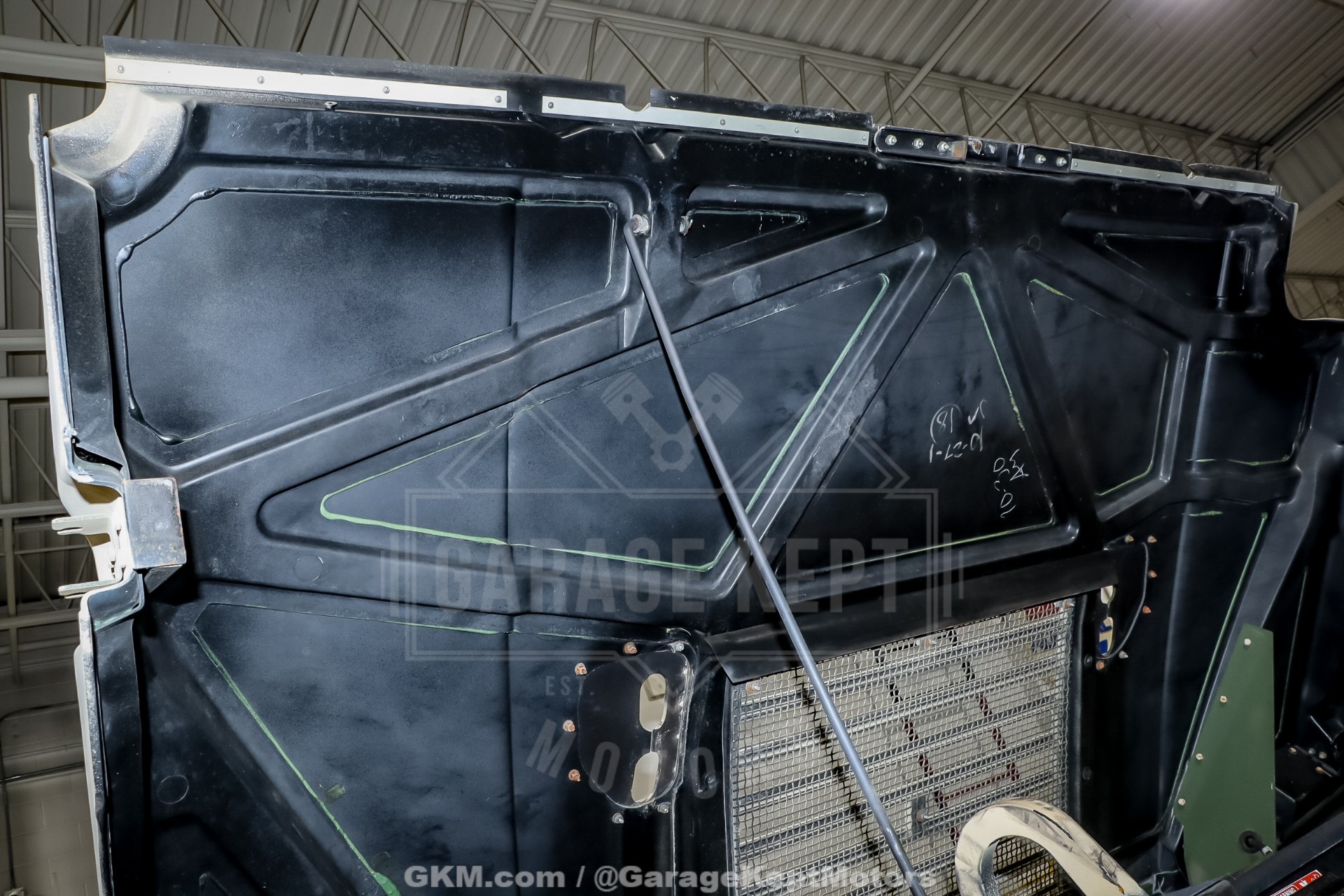 2009 AM General M1165A1