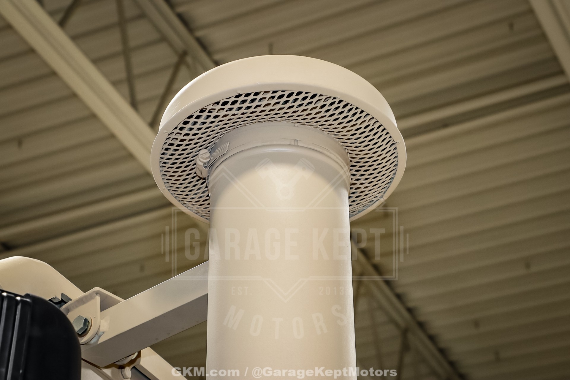 2009 AM General M1165A1