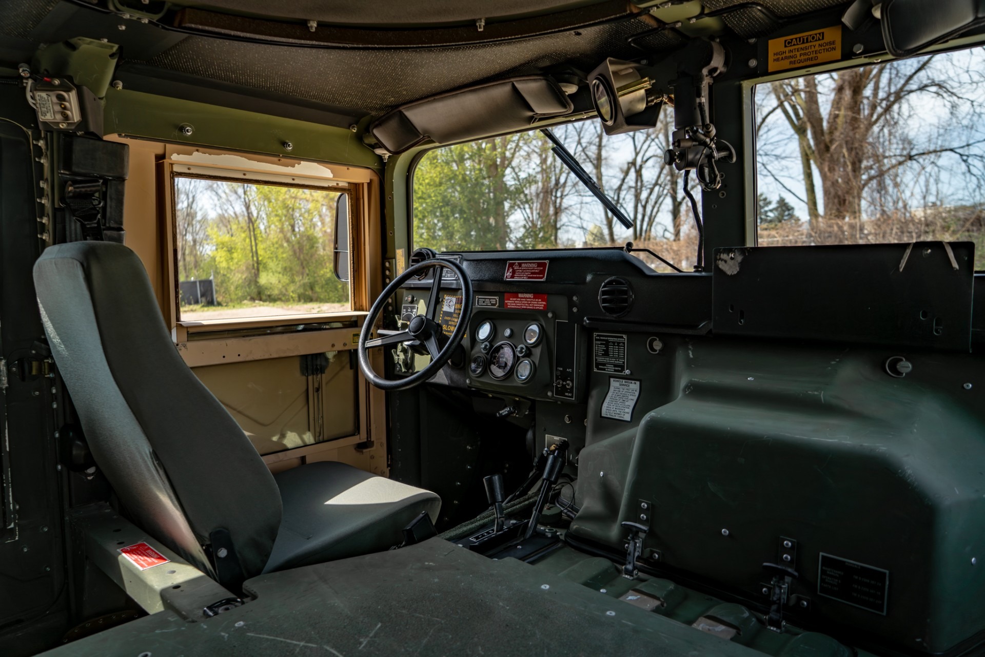 2009 AM General M1165A1 - 5