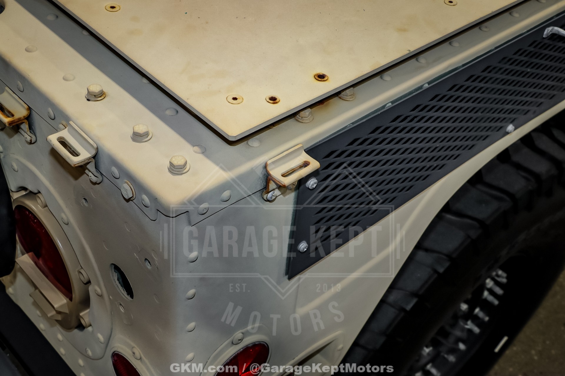 2009 AM General M1165A1