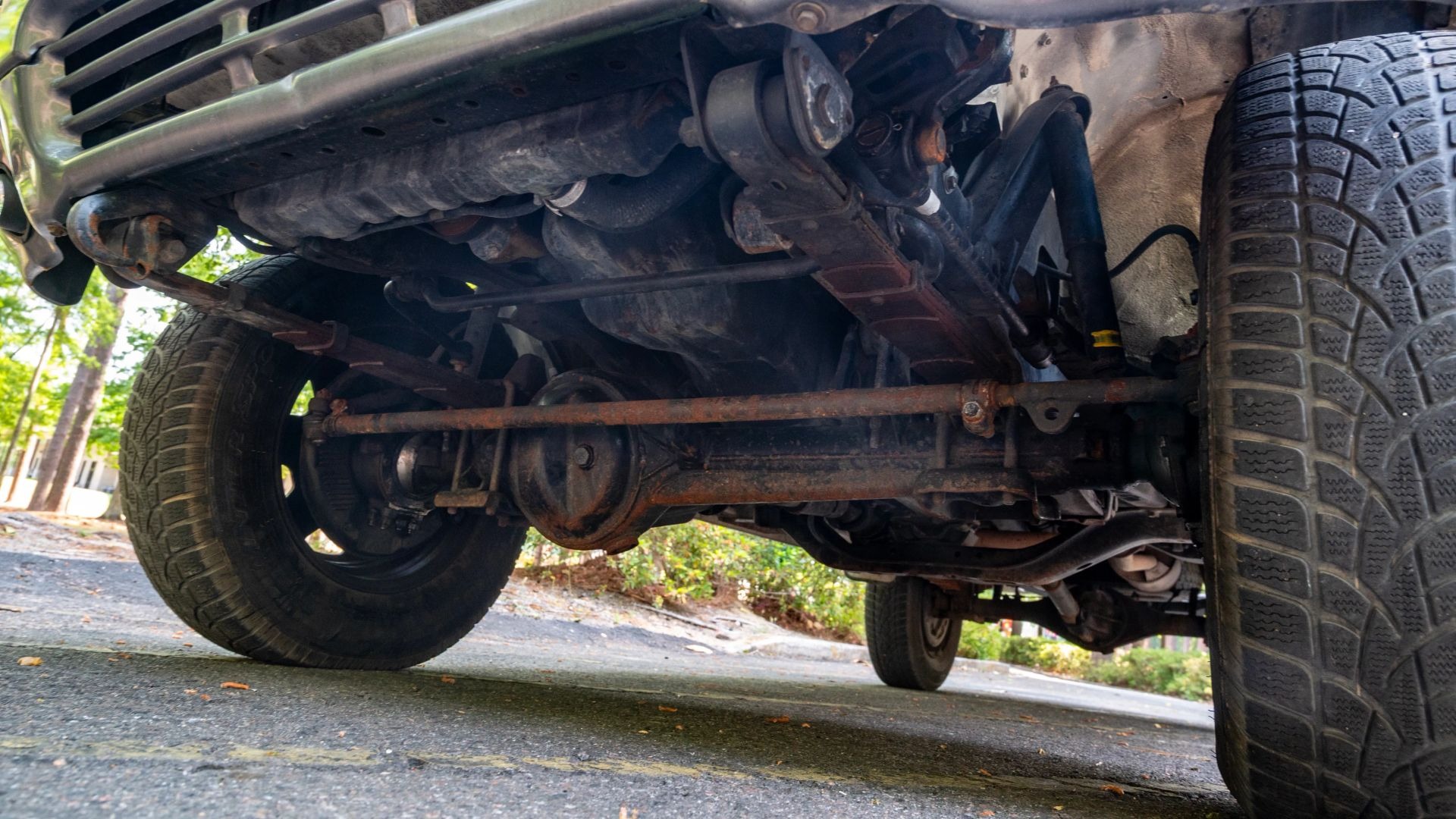 1989 TOYOTA HILUX LN105