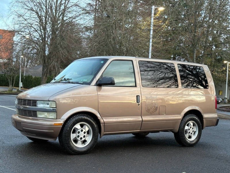 2003 Chevrolet Astro LT