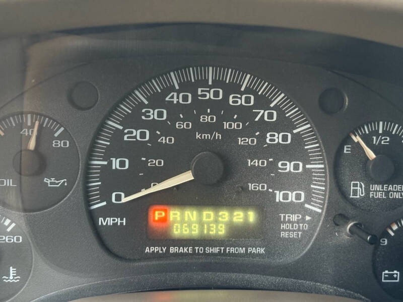 2003 Chevrolet Astro LT