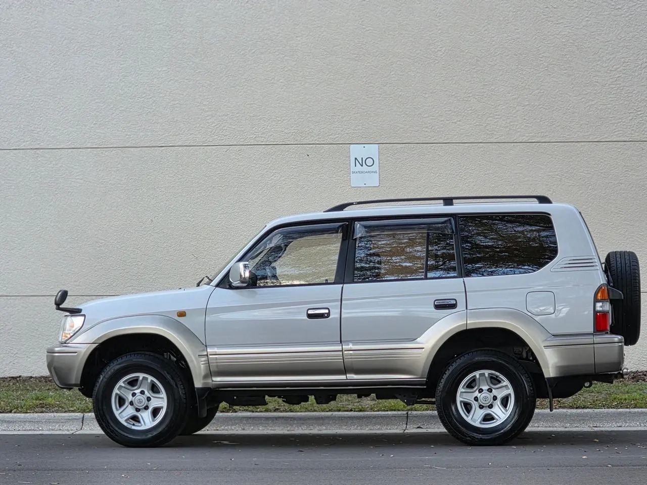 1999 Toyota Land Cruiser Prado TX