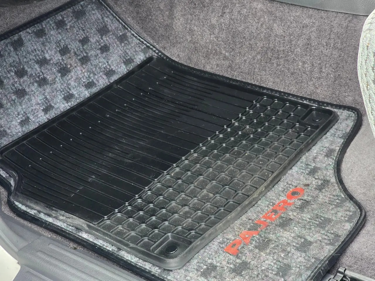 1997 Mitsubishi Pajero Turbo Diesel