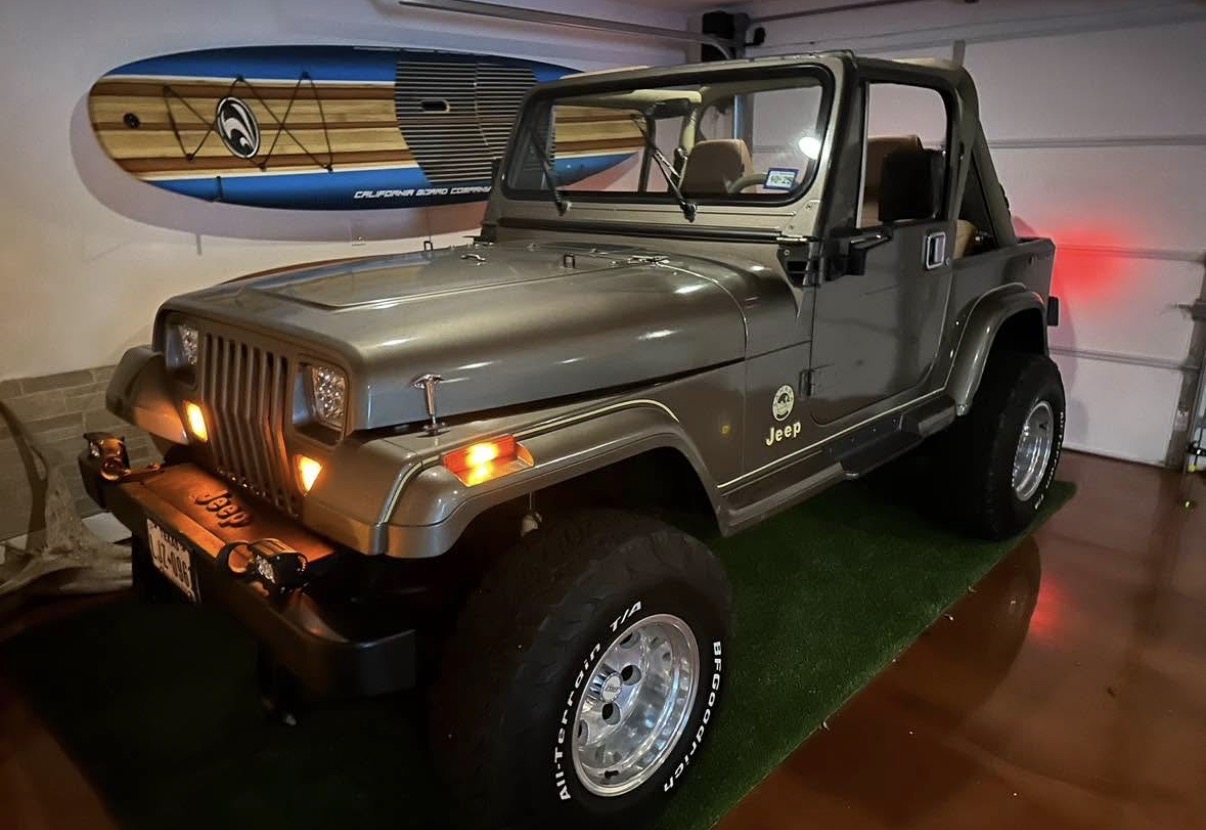 1989 Jeep Wrangler Sahara