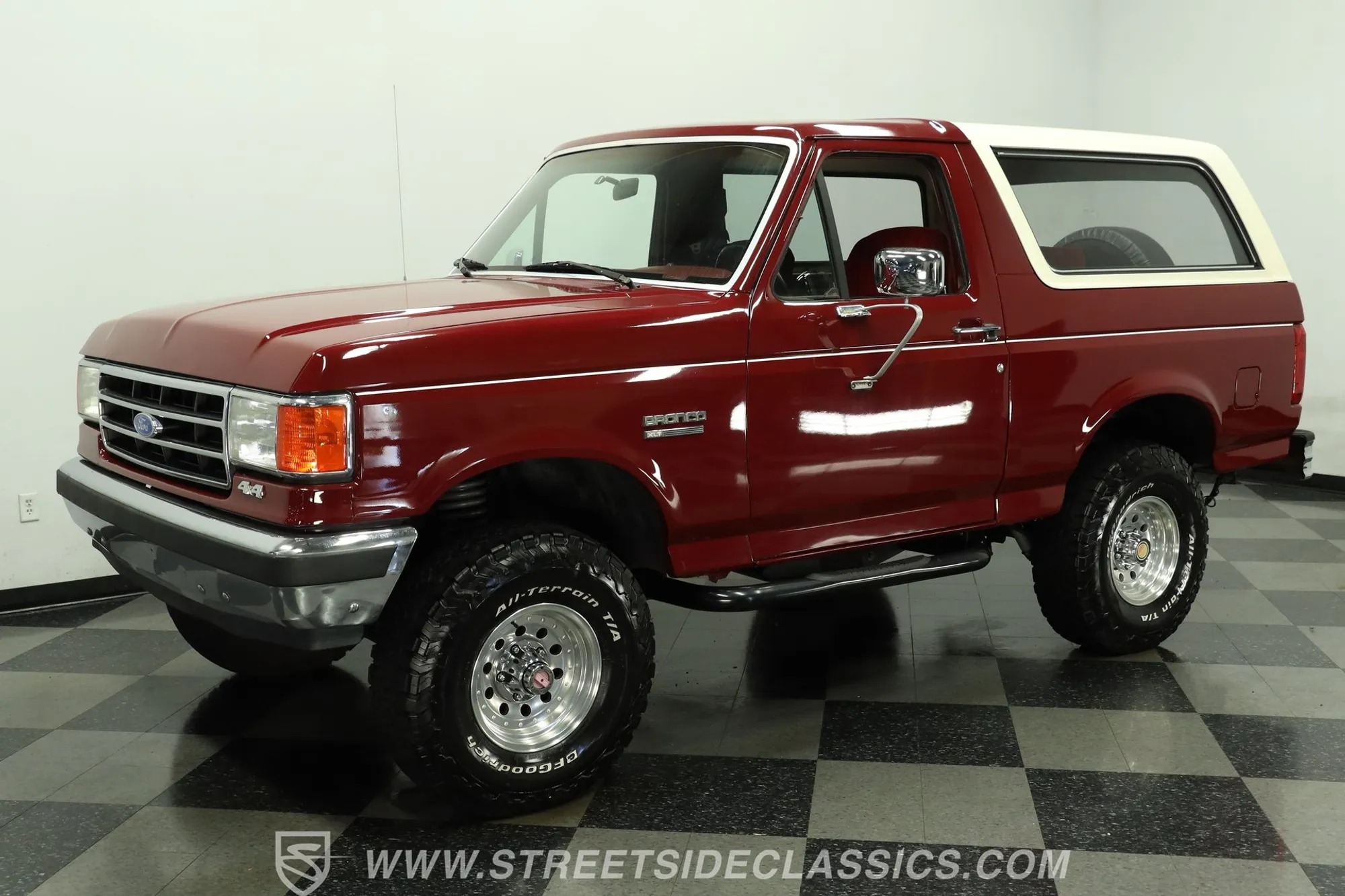1990 Ford Bronco XLT 4×4 - 3