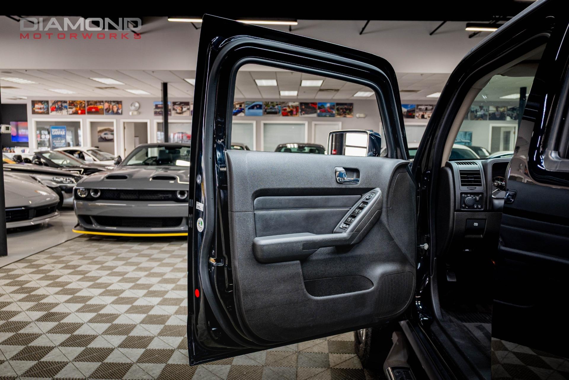 2009 Hummer H3T Alpha