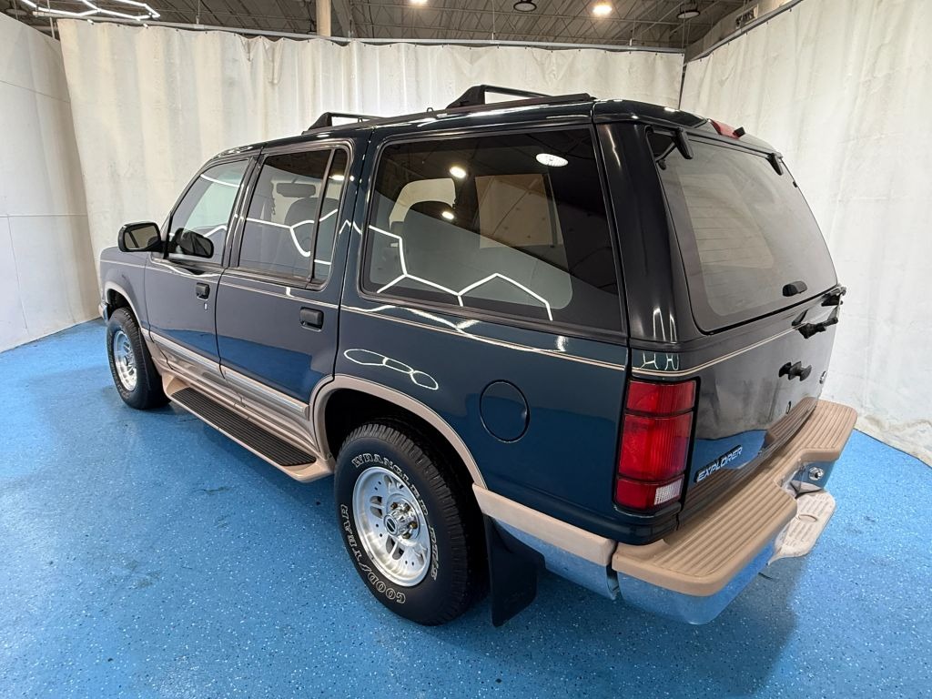 1994 Ford Explorer Eddie Bauer - 3