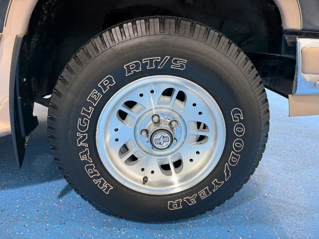 1994 Ford Explorer Eddie Bauer