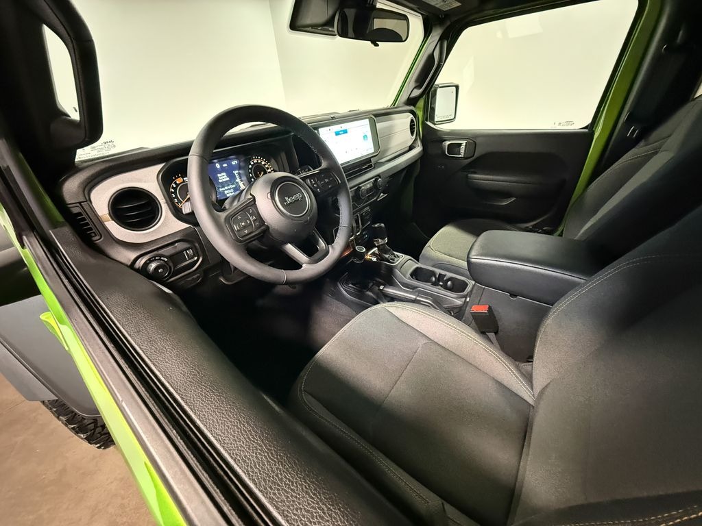 2025 Jeep Wrangler Willys - 3