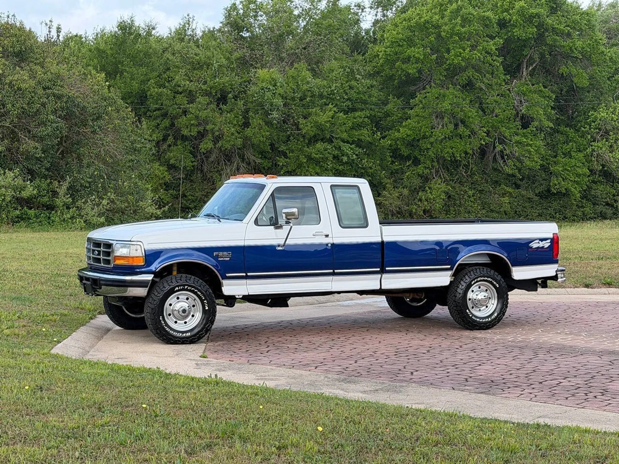 62k-Mile 1996 Ford F-250 XLT Extended Cab - 2