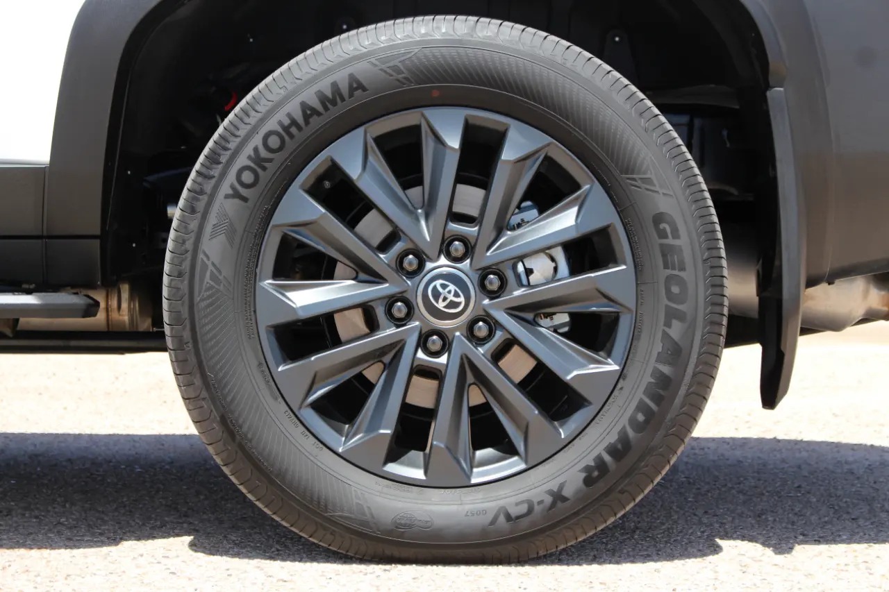 2025 Toyota Land Cruiser