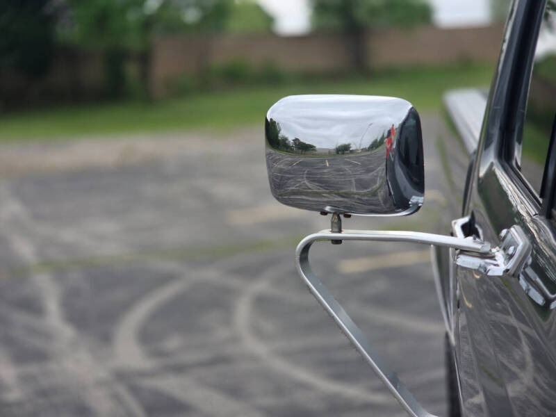 30k-Mile 1990 Ford F-150 XLT Lariat