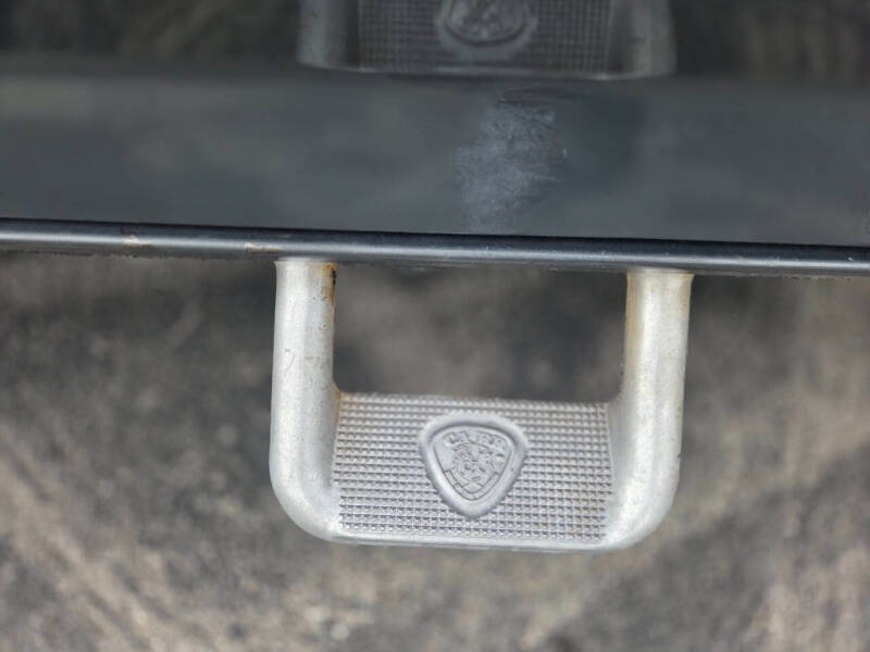 30k-Mile 1990 Ford F-150 XLT Lariat