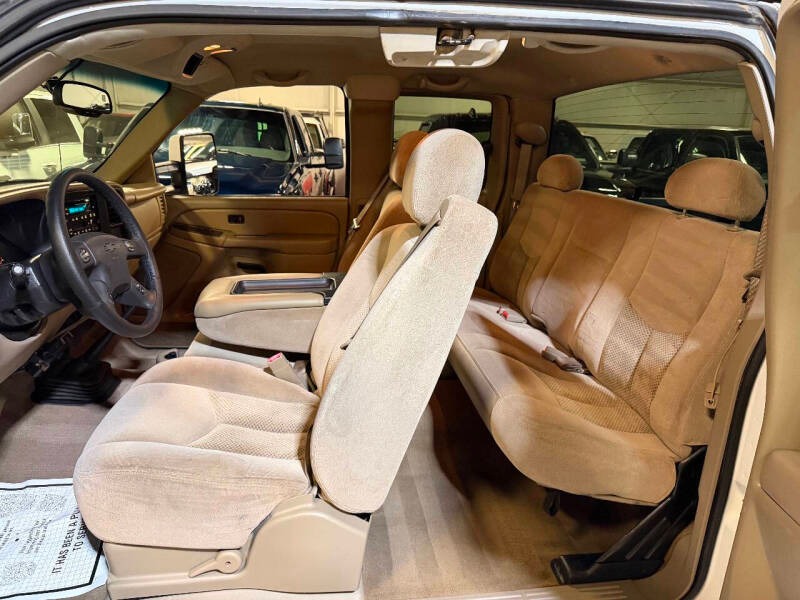 2003 Chevrolet Silverado 3500 LS