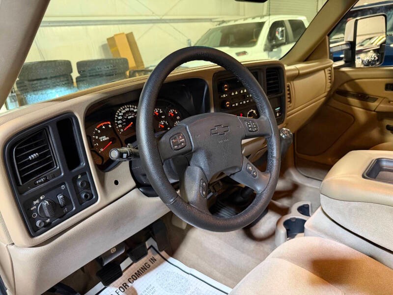 2003 Chevrolet Silverado 3500 LS