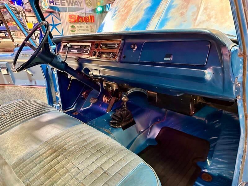 1970 Dodge D200 Adventurer Pickup