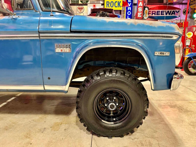 1970 Dodge D200 Pickup