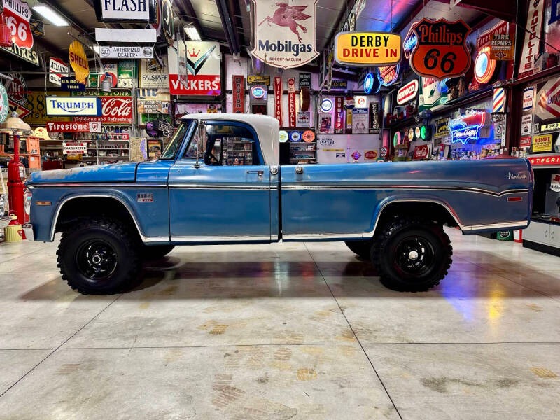 1970 Dodge D200 Pickup