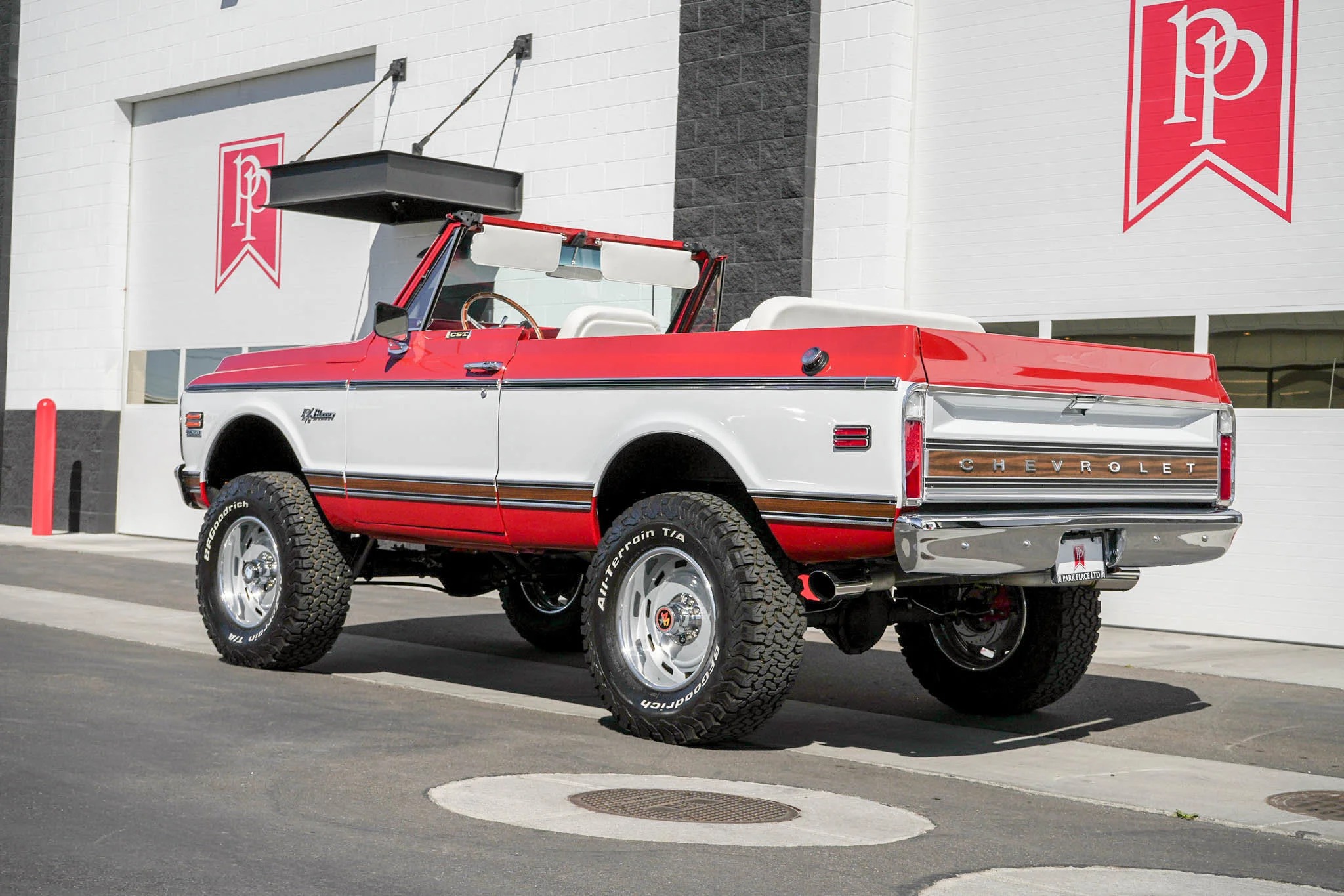 LS2-Powered 1971 Chevrolet K5 Blazer