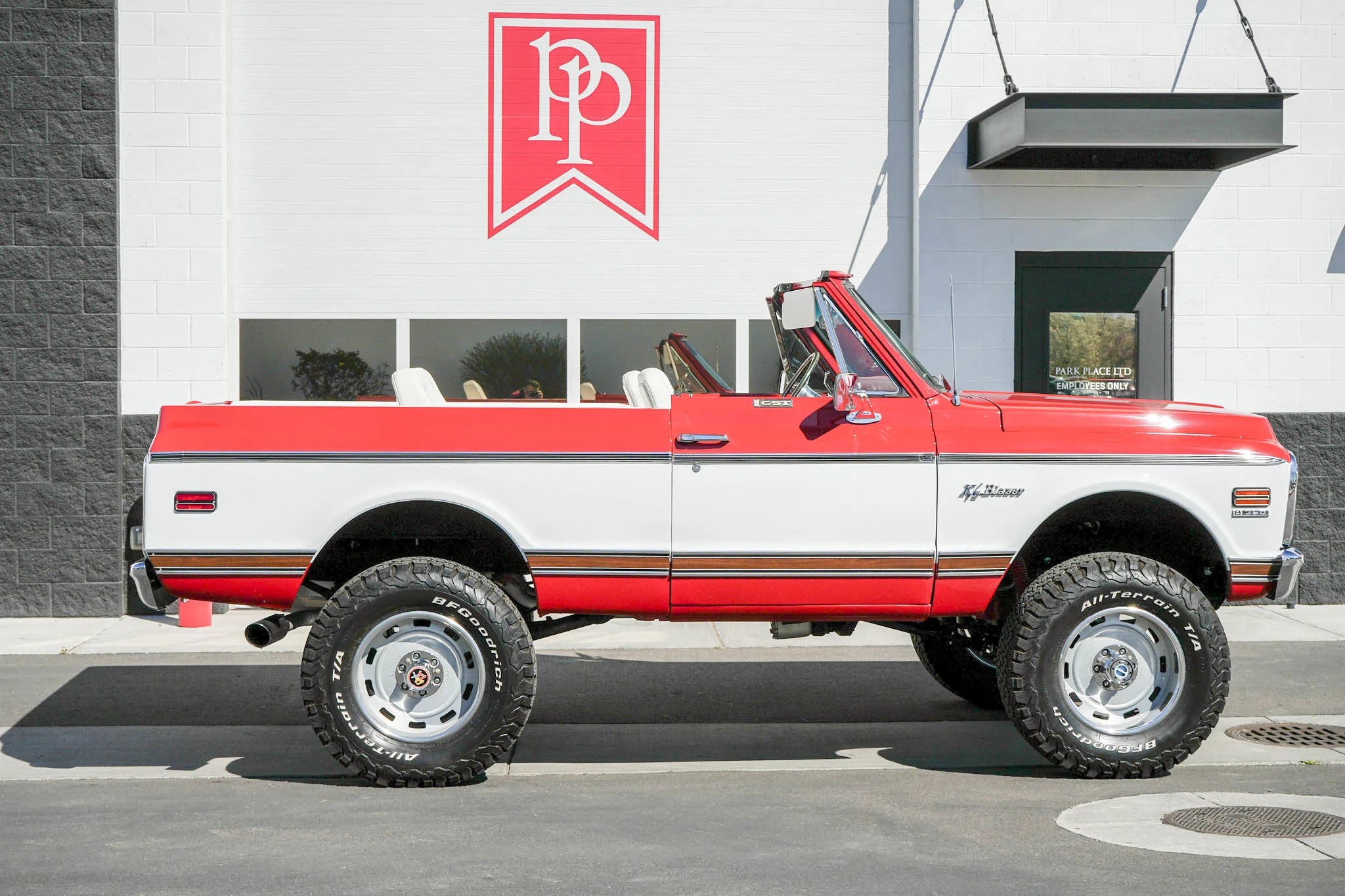 LS2-Powered 1971 Chevrolet K5 Blazer