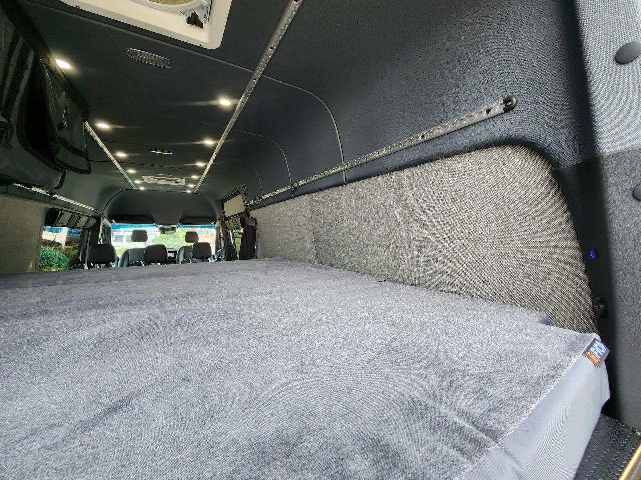 2022 Mercedes-Benz Sprinter 2500