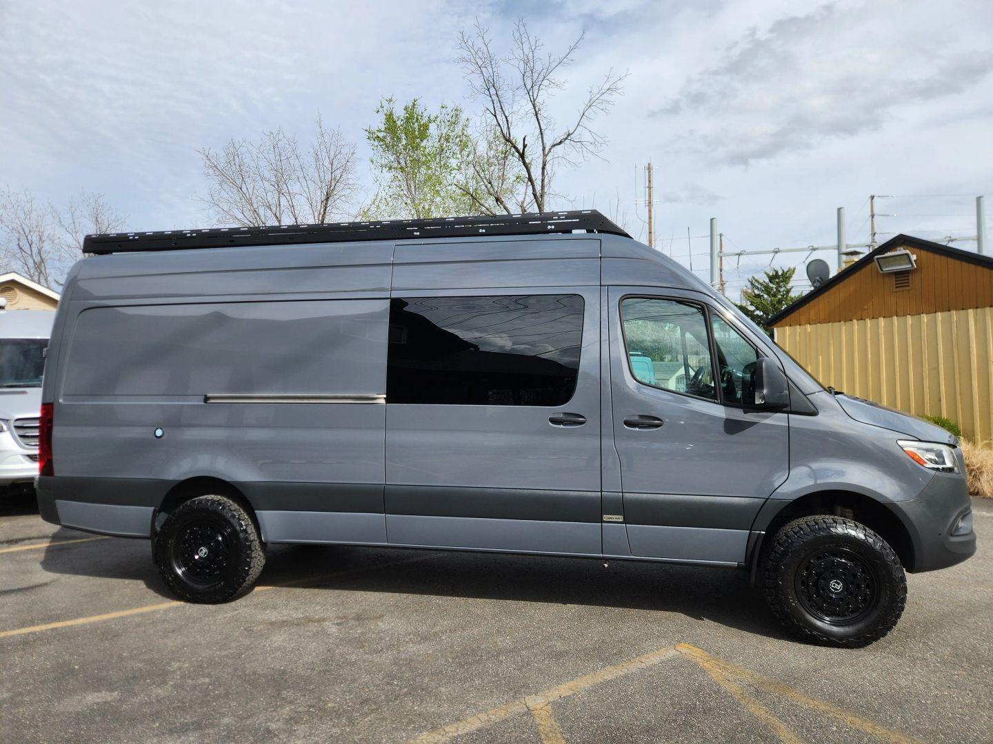 2022 Mercedes-Benz Sprinter 2500