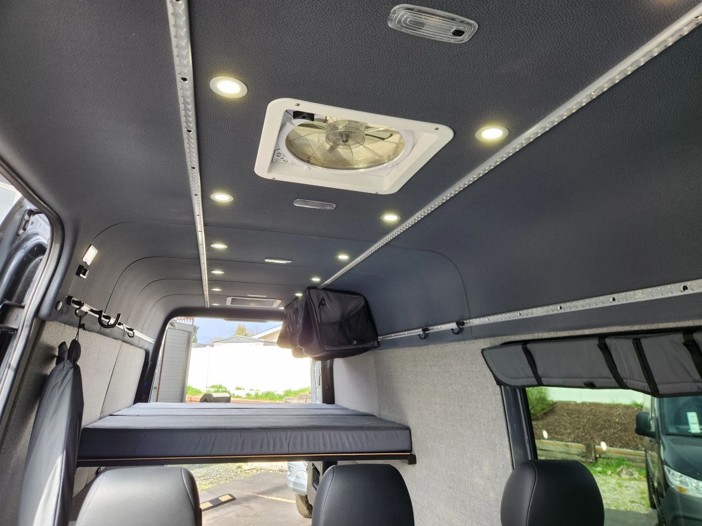 2022 Mercedes-Benz Sprinter 2500