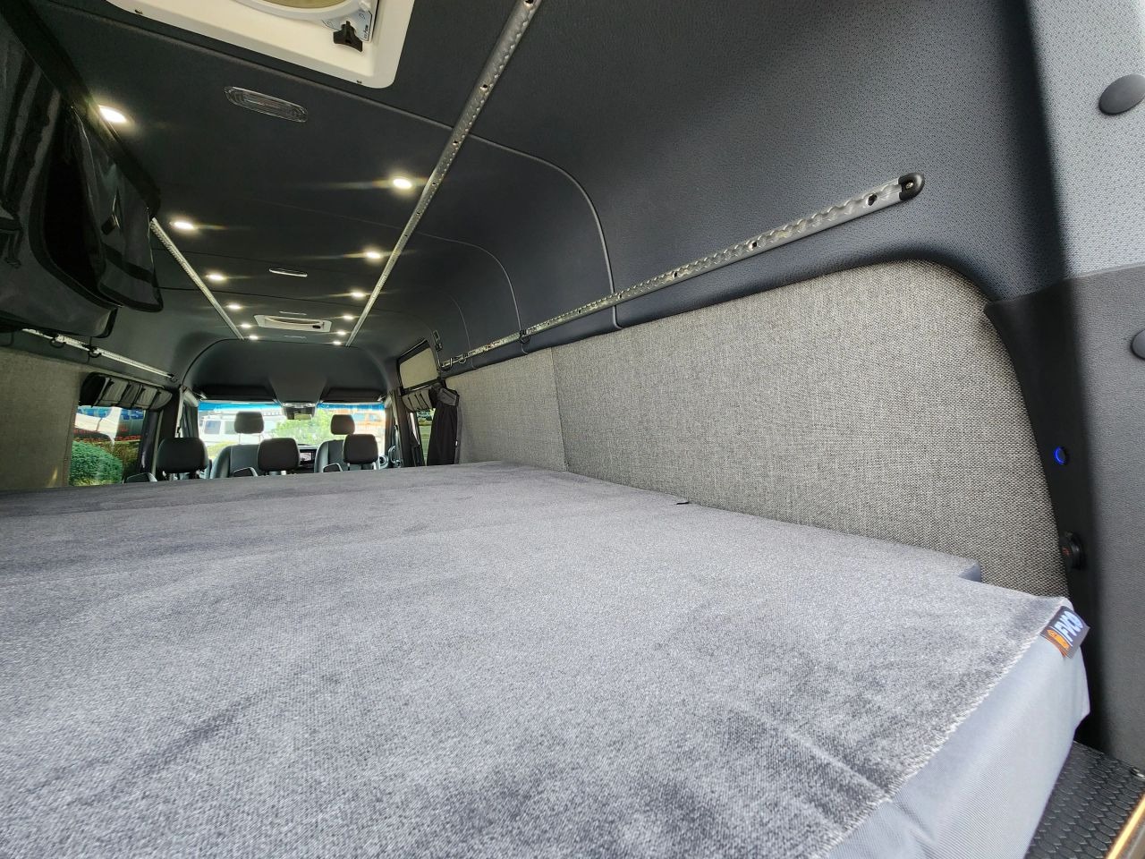 2022 Mercedes-Benz Sprinter 2500