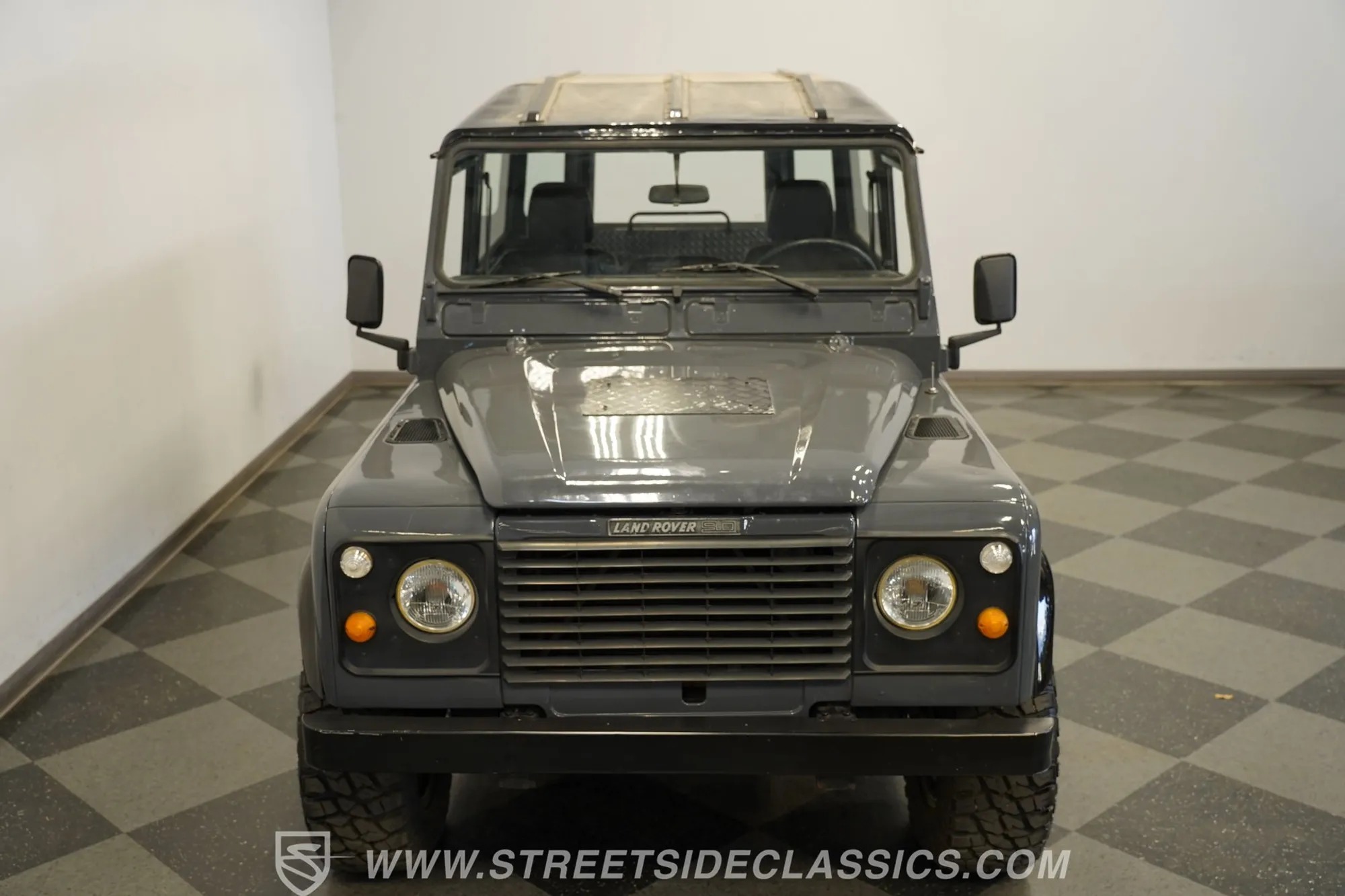 1987 Land Rover Defender 90