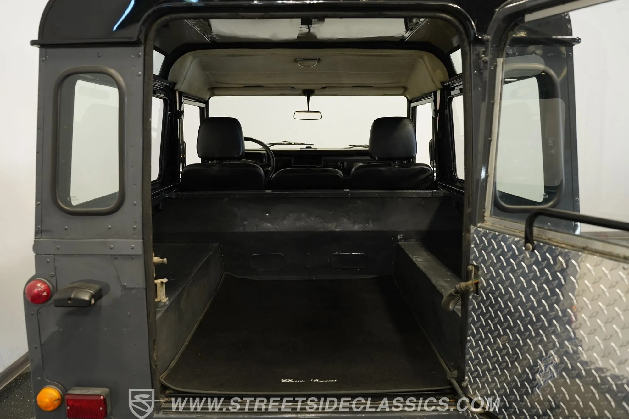 1987 Land Rover Defender 90