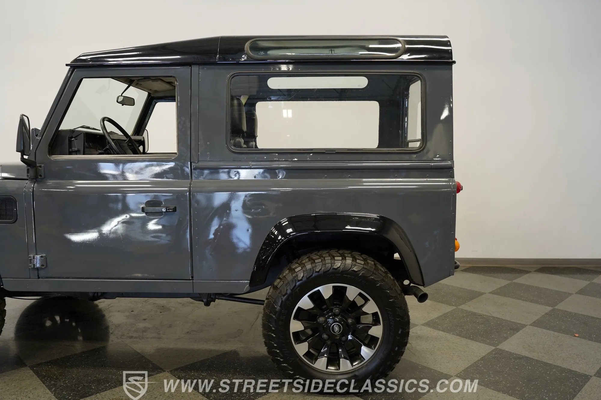 1987 Land Rover Defender 90