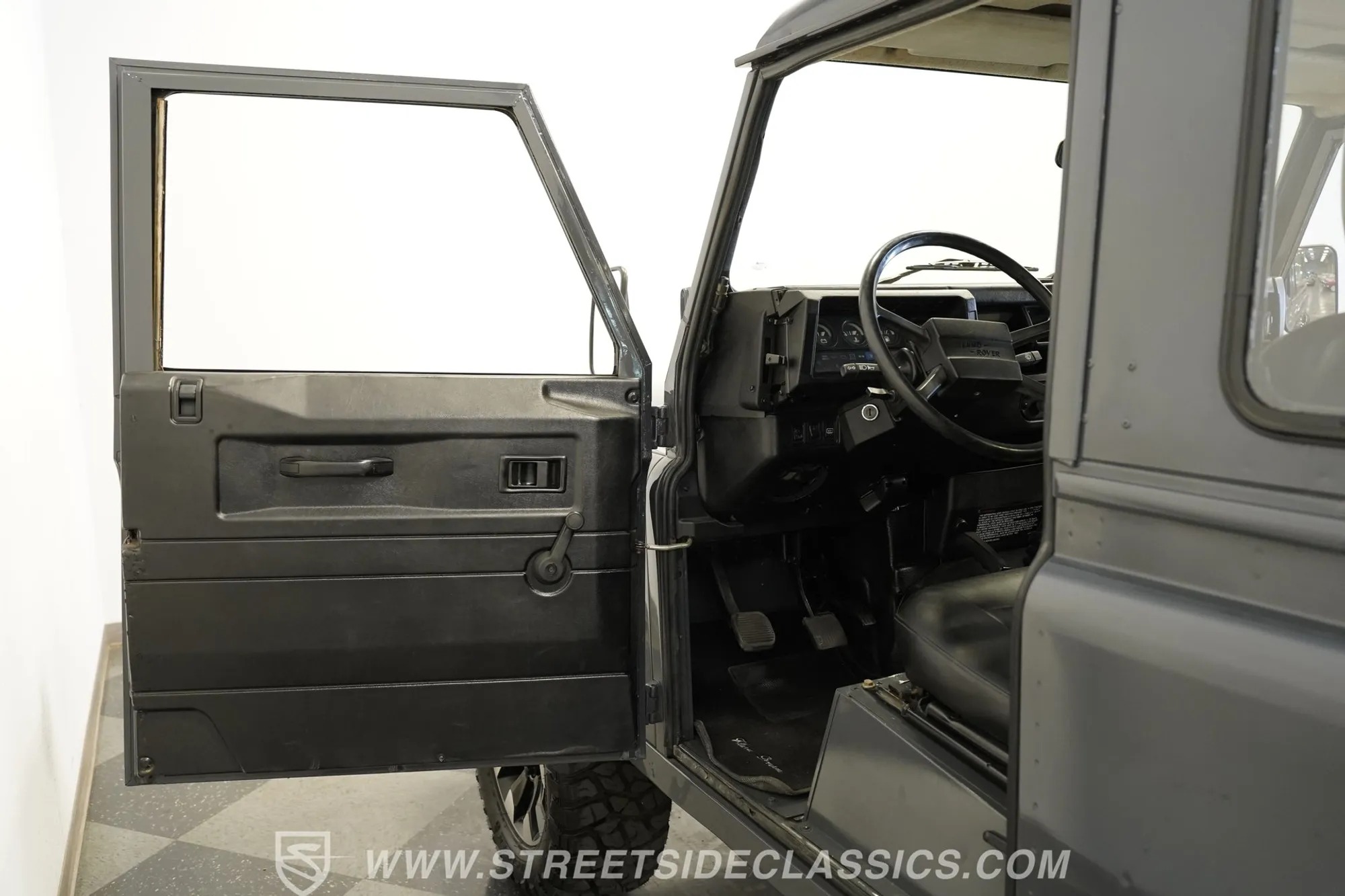 1987 Land Rover Defender 90