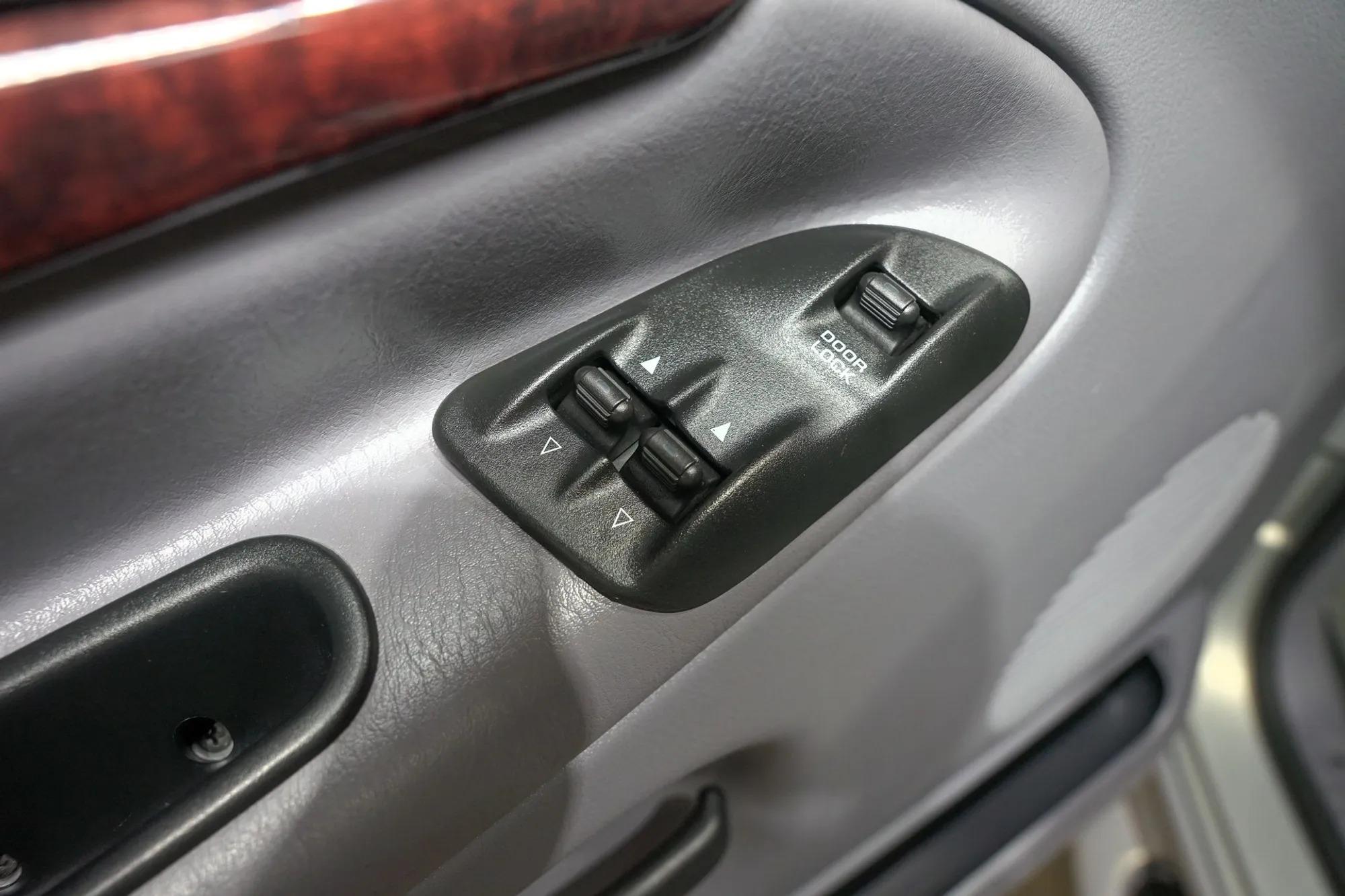 11k-Mile 1998 Dodge Ram 2500 Laramie SLT