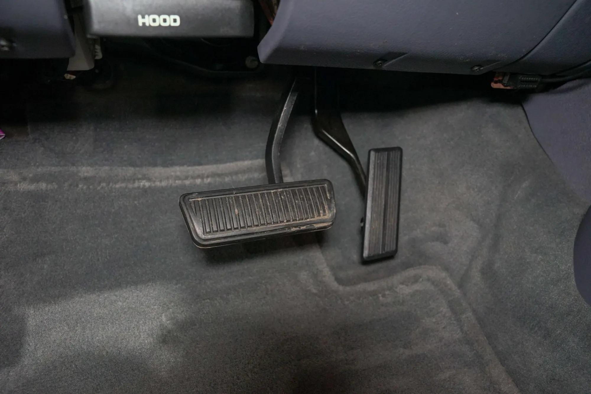 11k-Mile 1998 Dodge Ram 2500 Laramie SLT