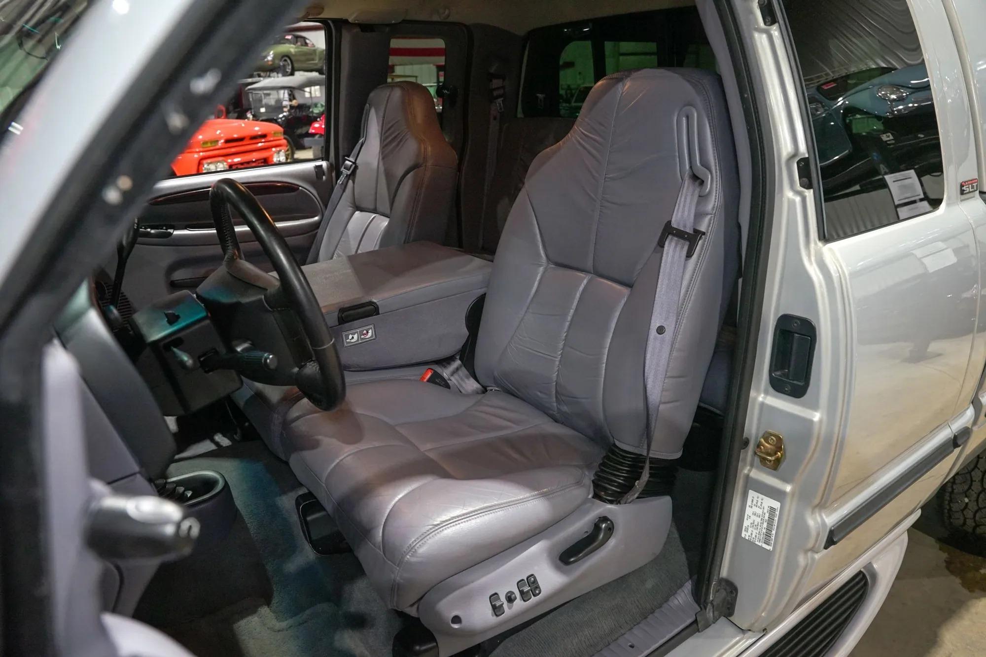 11k-Mile 1998 Dodge Ram 2500 Laramie SLT