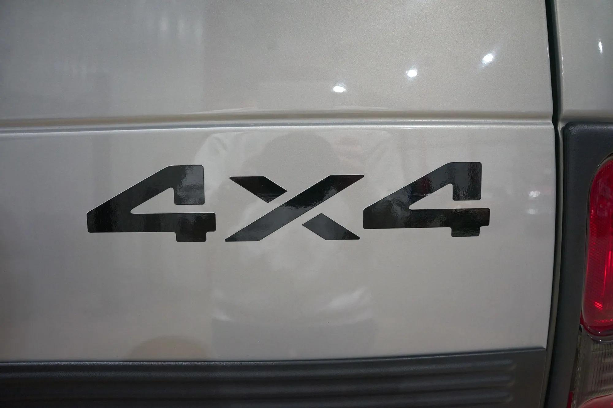 11k-Mile 1998 Dodge Ram 2500 Laramie SLT