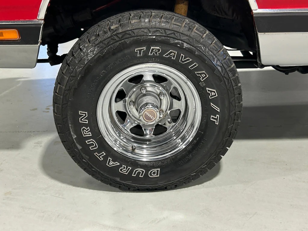 1984 Dodge Ramcharger Royal SE - 3