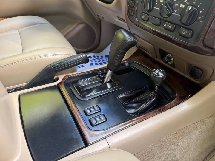 2001 Toyota Land Cruiser