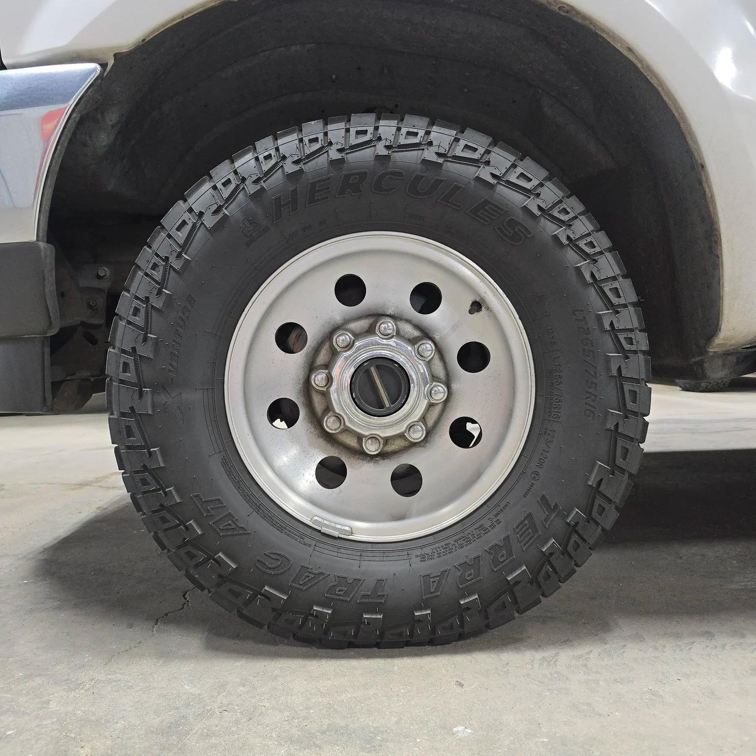 2000 Ford Excursion XLT - 5